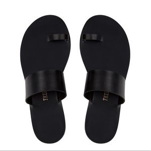 Tkees Dem Sandal NWT